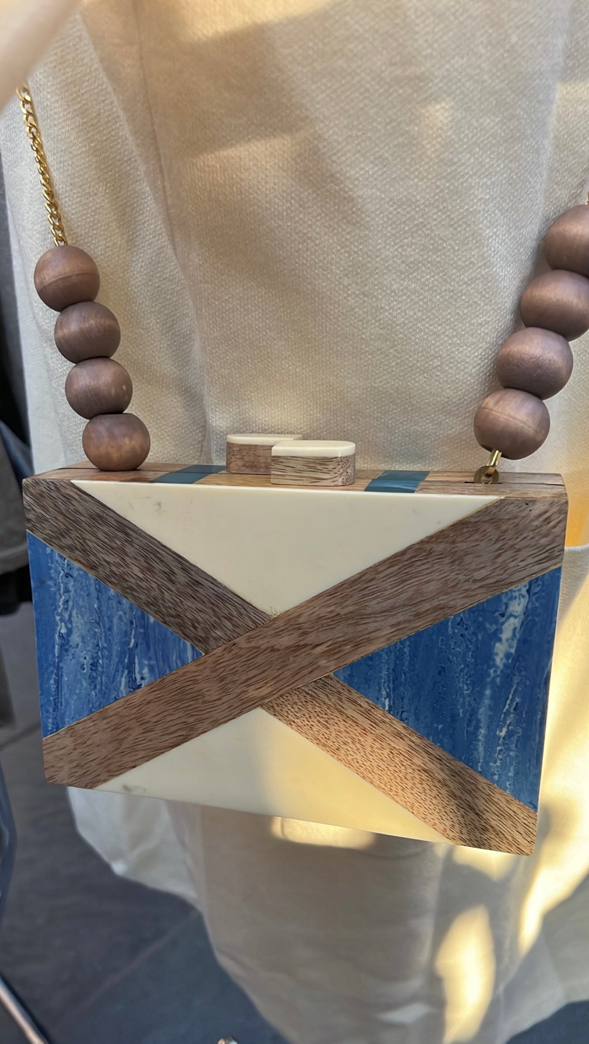 Nila clutch