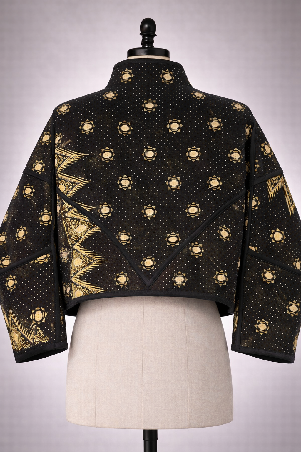 Cropped Quilted Patchwork Kantha Jacket - Kim
